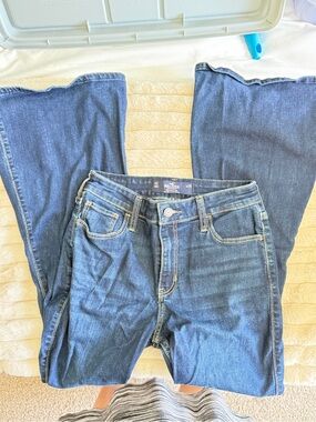 New 27S/4 Hollister Women's Dark Blue Flare Jeans